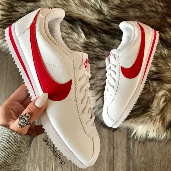 Nike Shoes - NWT Nike Cortez 👌🏻Classic